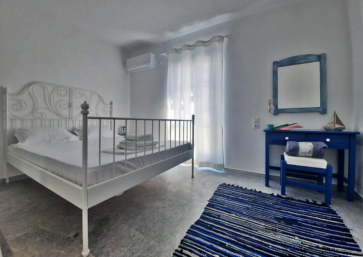 Hotel Blue In Naxos à Naxos City Extérieur photo